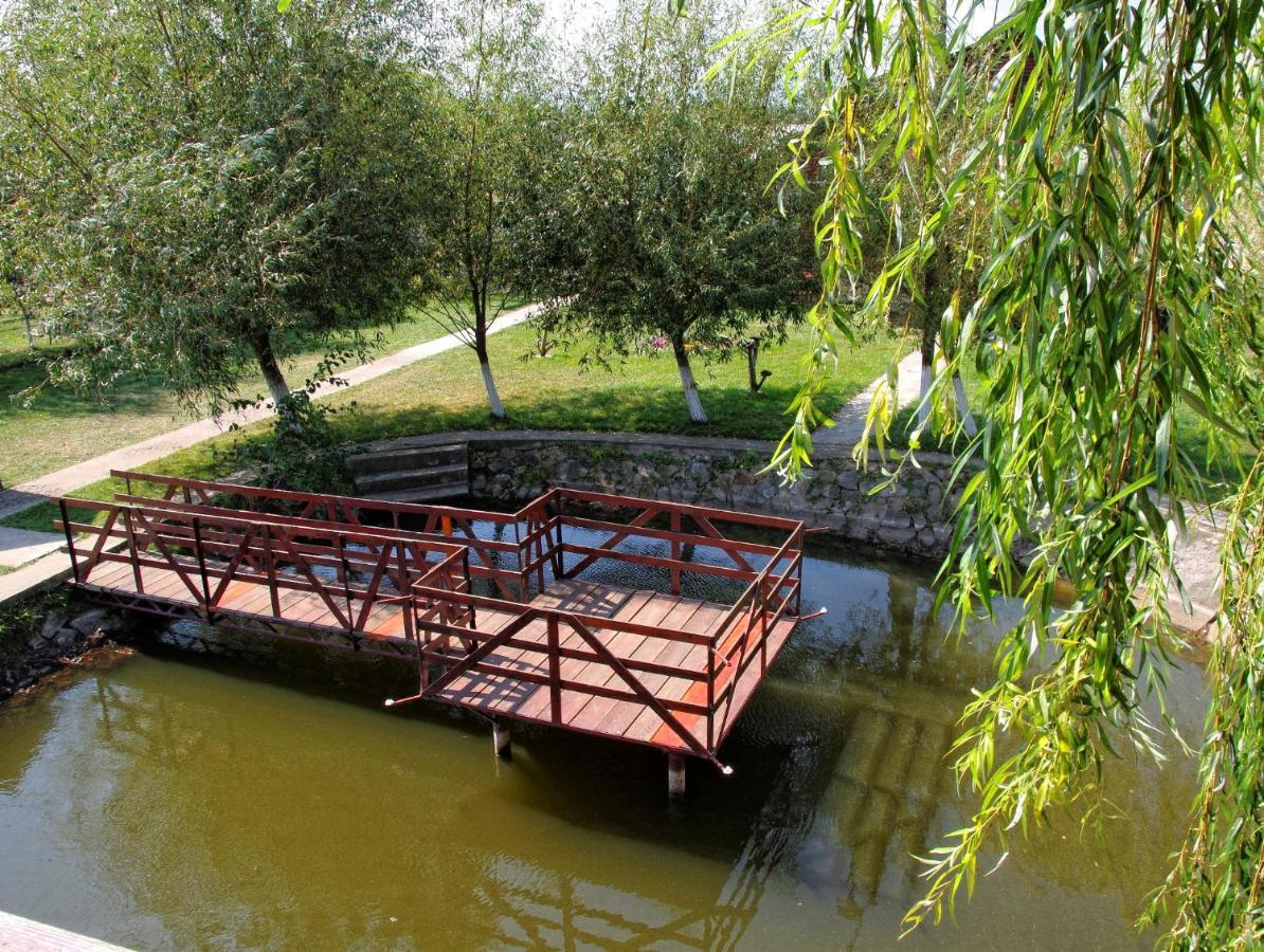 Pensiunea ,,La Struti" Targu Neamt Rom bilde