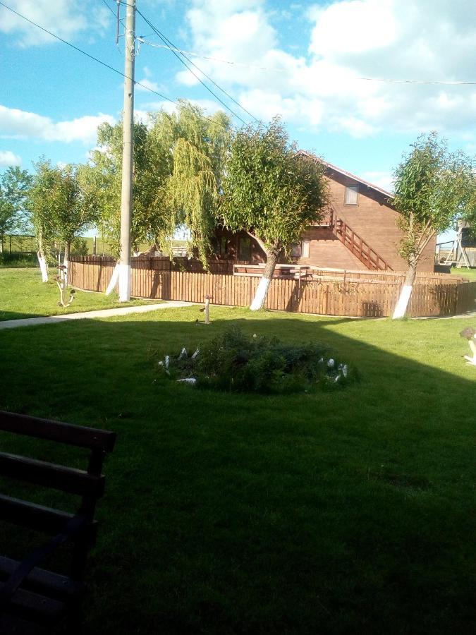 Pensiunea ,,La Struti" Targu Neamt Eksteriør bilde